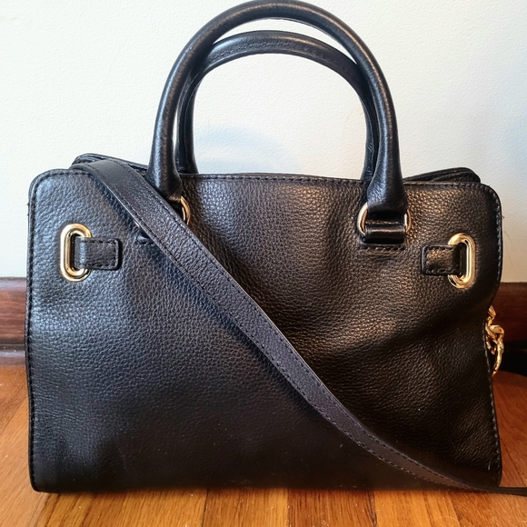 Michael Kors Satchel Crossbody Black Pebble Grain Leather like new condition. - Picture 2 of 5